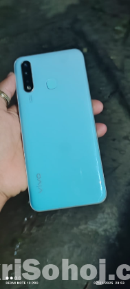 Vivo y19